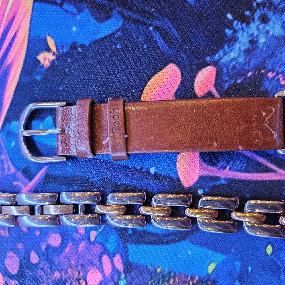 VINTAGE  Watches with "Winnie the Pooh" Designs (TWO) - Picture 2 of 7